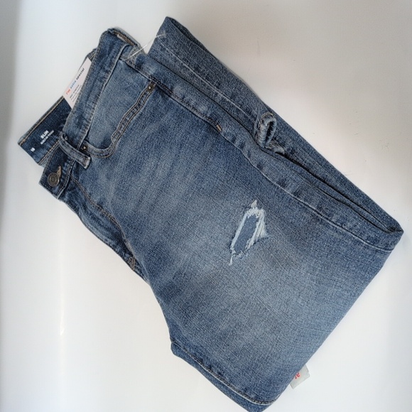 OLD NAVY Slim 360° Stretch Jean Shorts for Boys - Picture 3 of 9